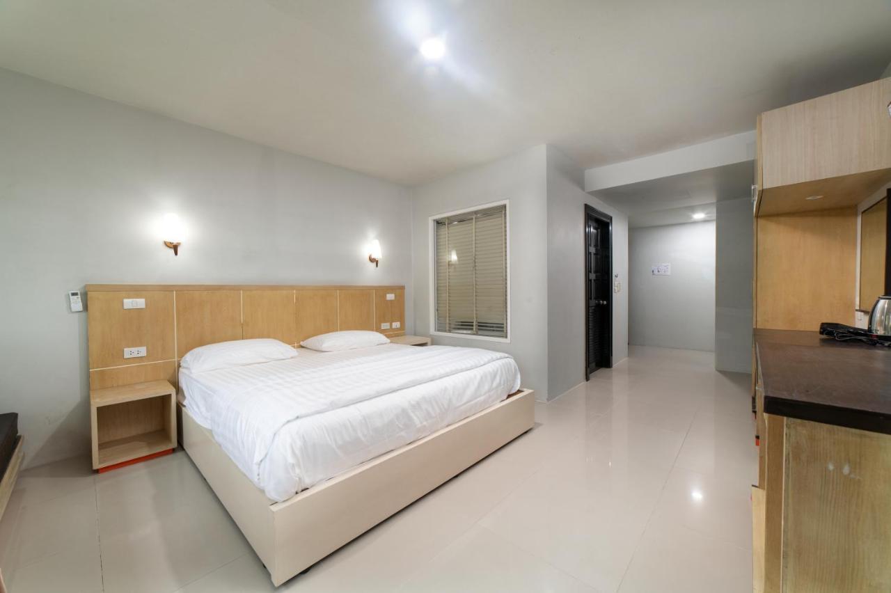 Gp House Phuket Patong Beach Exterior photo