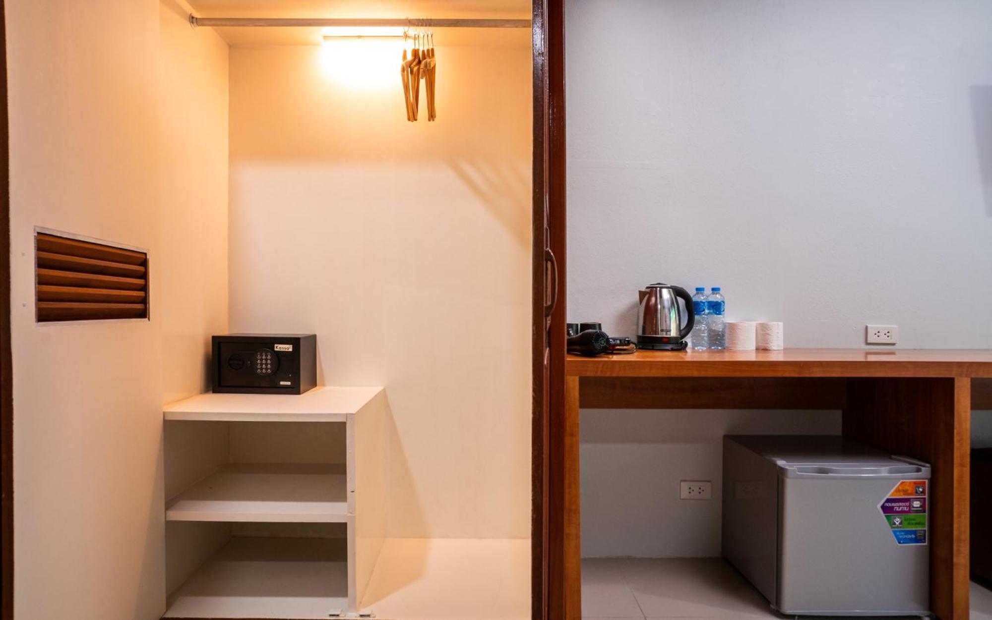 Gp House Phuket Patong Beach Exterior photo